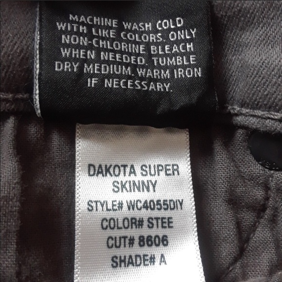 Hudson’s jeans fit Dakota super skinny - Picture 3 of 6
